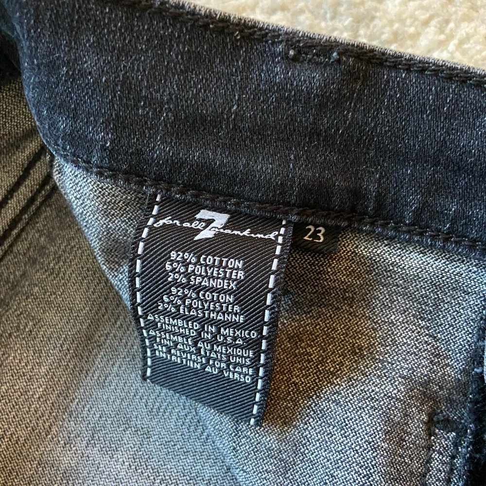 7 For All Mankind Cropped Flare Jeans - Picture 2 of 8